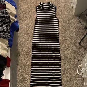 Maxi strip black and white dress